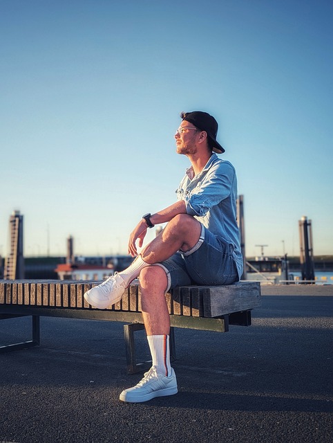 罗马诺：曼联并未与巴萨就费尔明展开谈判，球员只专注巴萨